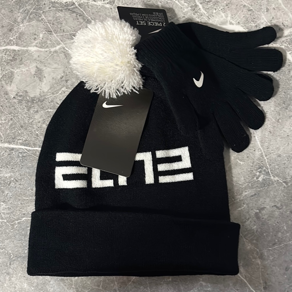 Nike Elite Black Beanie And Gloves Set